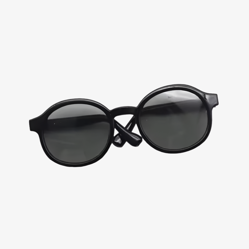 Midnight Shades – Black Sunglasses for Labubu